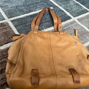 Perlina Tan Leather Shoulder Bag